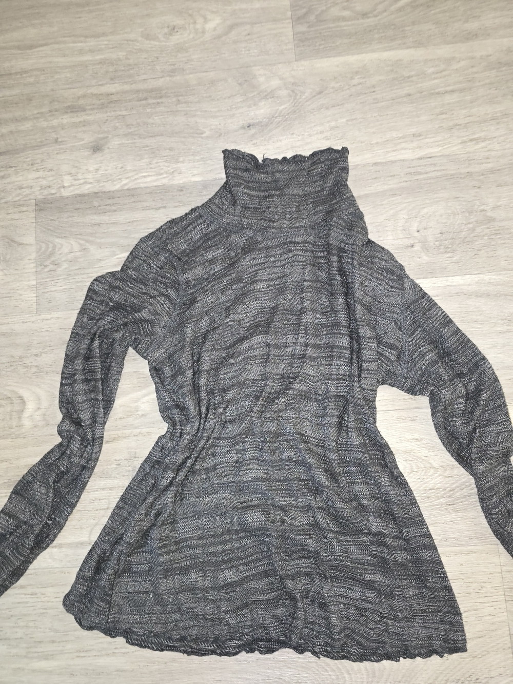 Ribbed Mock Neck Long Sleeve Dress in Heather Gray